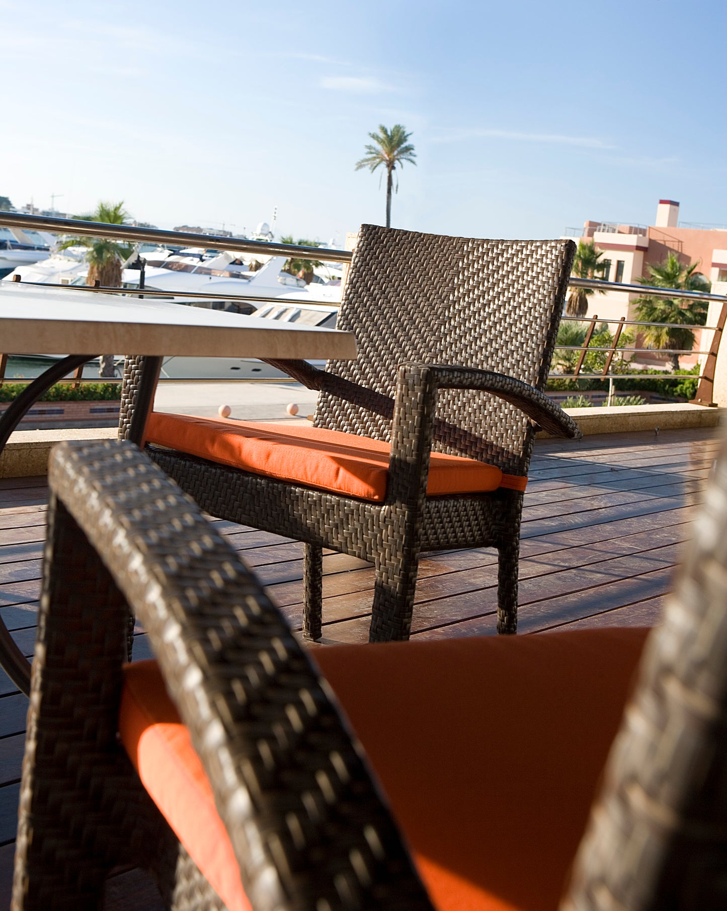 Atlantis Stackable Set of 2 Armchairs