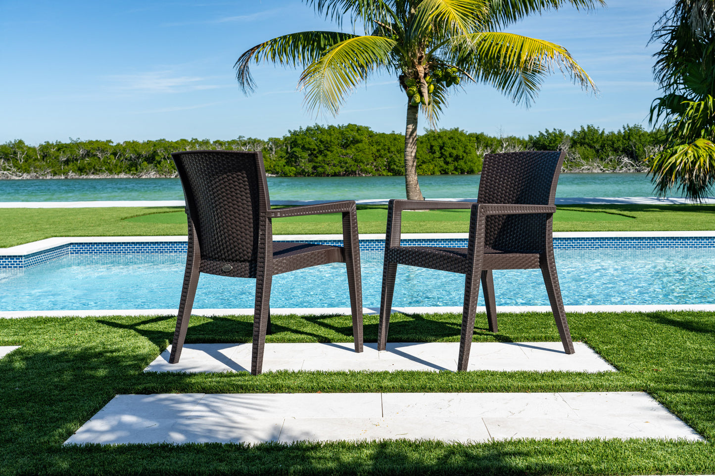 Montana Set of 2 Stackable Armchair-Brown