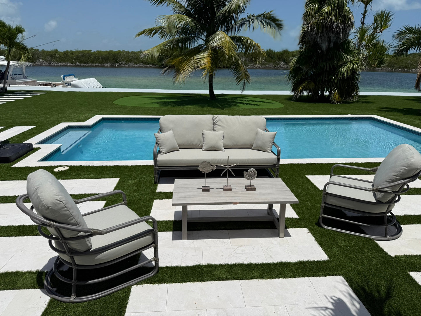 Panama Jack Dove 4-Piece Seating Set